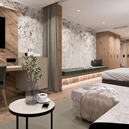 Alm- & Wellnesshotel Alpenhof-3