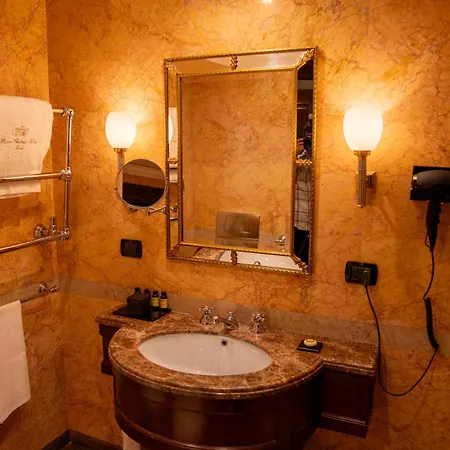 River Chateau Hotel-2