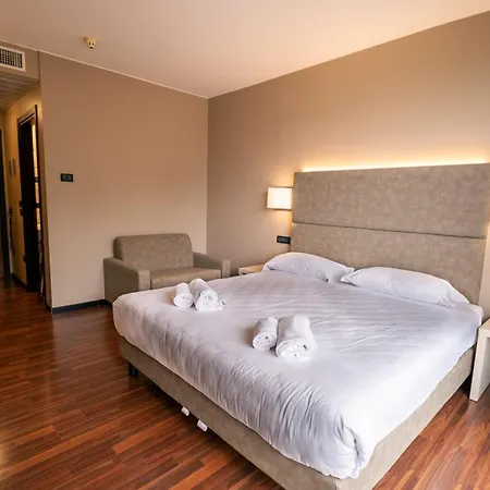 Yachting Hotel Mistral-2