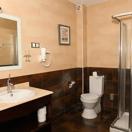 Hotel Ancora-3