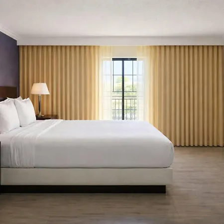 The Buena Park Grand Hotel & Suites-3
