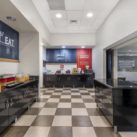 Hampton Inn Birmingham/Leeds-3