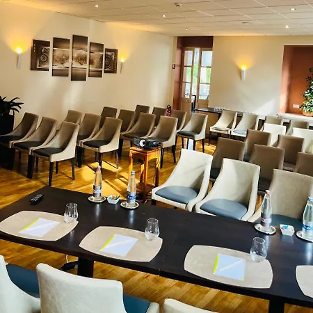 Logis Au Grand Hotel et son restaurant-2