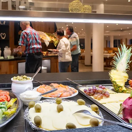 Hotel Thaneller Stadl Braeu-2