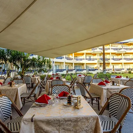 Grand Oasis Resort-3