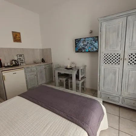Kiklamino Sunset Suites-2