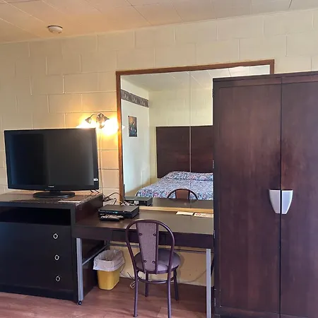 Motel R-100-3