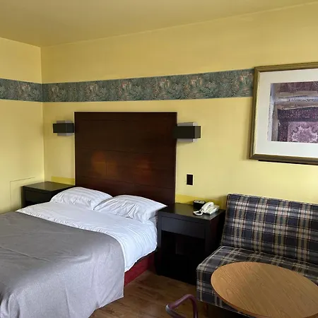 Motel R-100-2