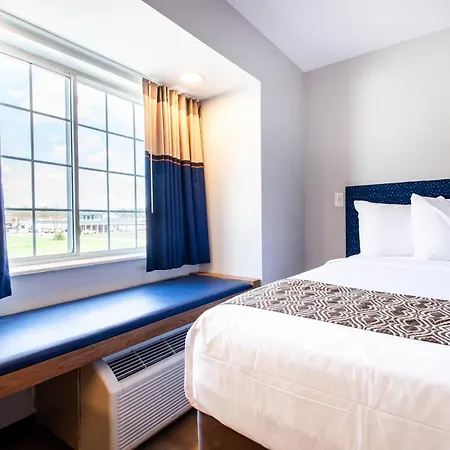 Microtel Inn & Suites By Wyndham London-2