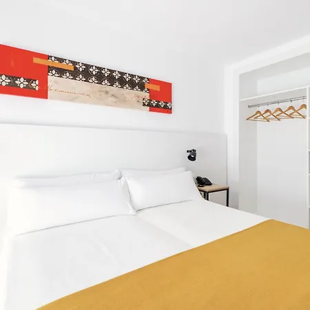 Hotel Miami Calella-3