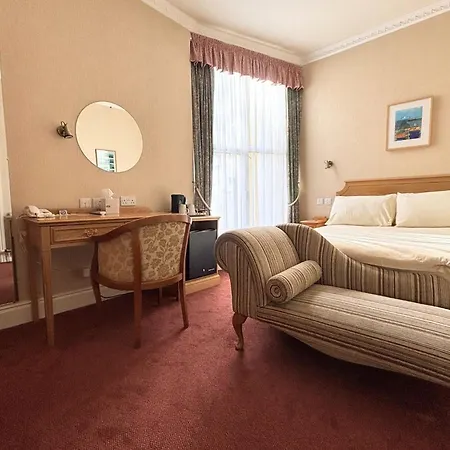 Welbeck Hotel & Apartments Iom-2