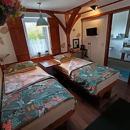 Birchwood Guest Lodge-3