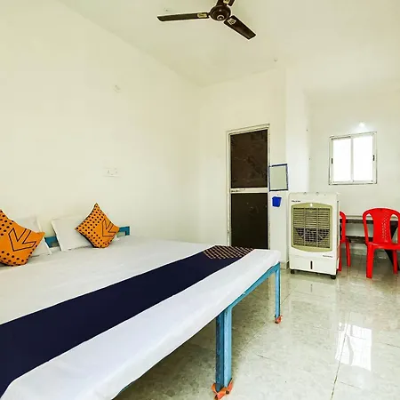 Spot On By Oyo Krishna Market And Lodge-2