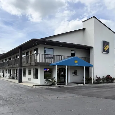 Super 8 By Wyndham Richmond Hill-3