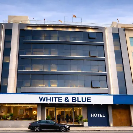 Hotel White & Blue Delhi Airport-2