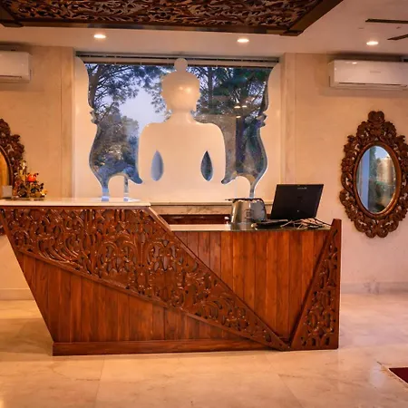 Hotel Saheb'S Castle - Best Mountain View & Jacuzzi Suites, Mcleodganj-3
