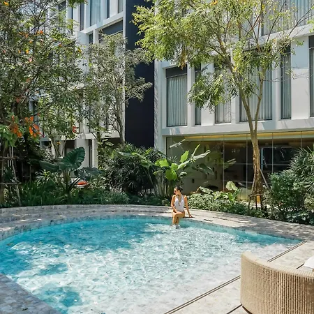 Nh Hua Hin-2