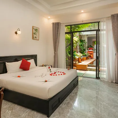 Beach Palm Villa Hoi An-3