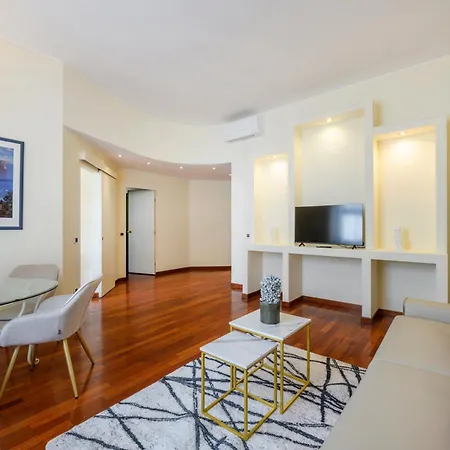 Milan Royal Suites Luxury P.Zza Della Repubblica-3