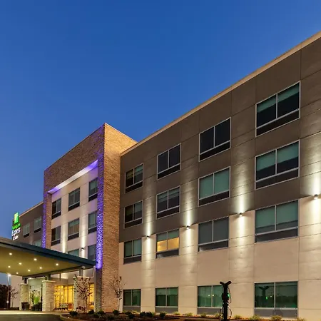 Holiday Inn Express & Suites Senatobia I-55 By Ihg-3
