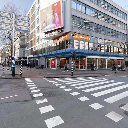 Easyhotel Rotterdam City Centre-3