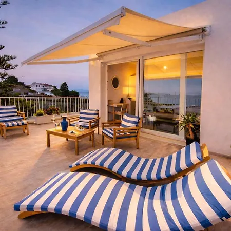 Il Profumo Del Mare Guesthouse-3
