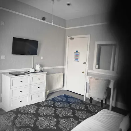 New Hall Bank-3