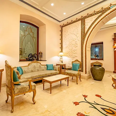 Noor-Us-Sabah Palace-2
