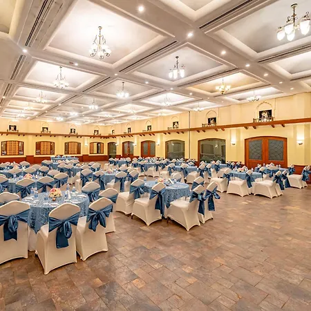 Noor-Us-Sabah Palace-3