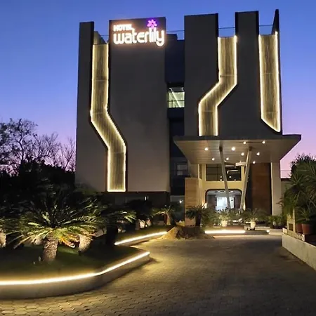 Hotel Waterlily-2