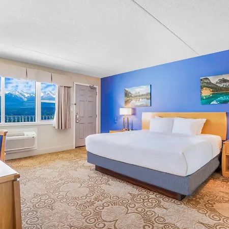 Days Inn By Wyndham Golden-2