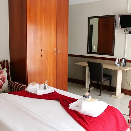 Prinshof Manor Guesthouse-3