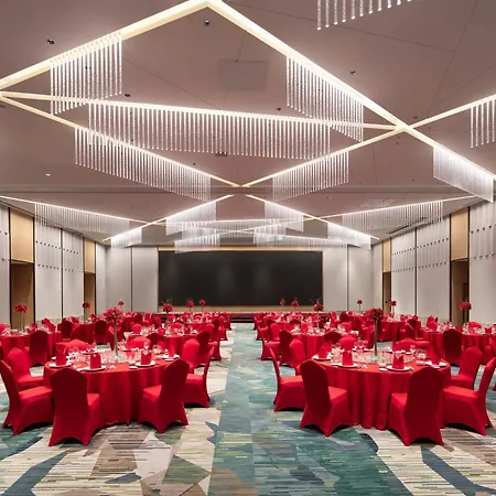 Holiday Inn Wuxi Central Station By Ihg-3