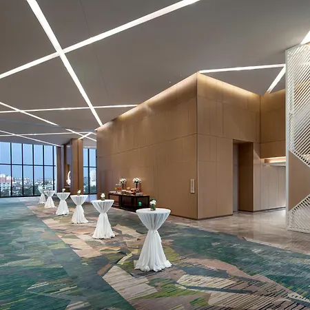 Holiday Inn Wuxi Central Station By Ihg-3