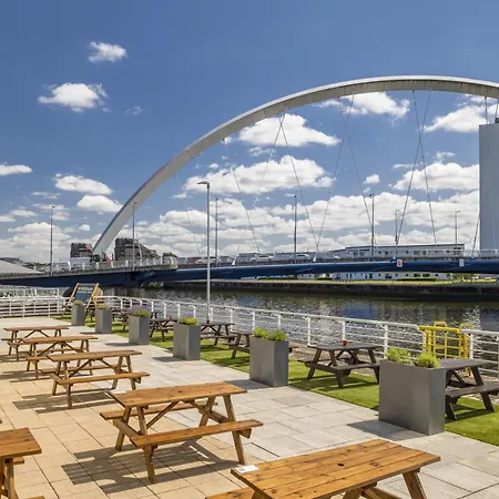 Hilton Garden Inn Glasgow City Centre-3