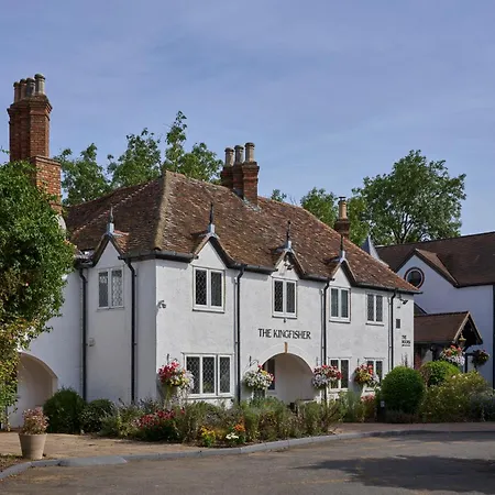 The Kingfisher Pub & Hotel-3