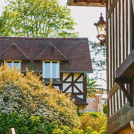Hostellerie et SPA de la Vieille Ferme-3