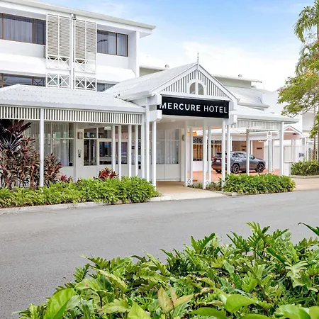 Mercure Cairns-3