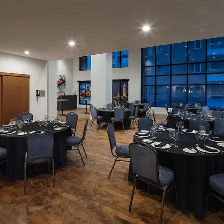 Hilton Garden Inn Montreal Centre-Ville-2
