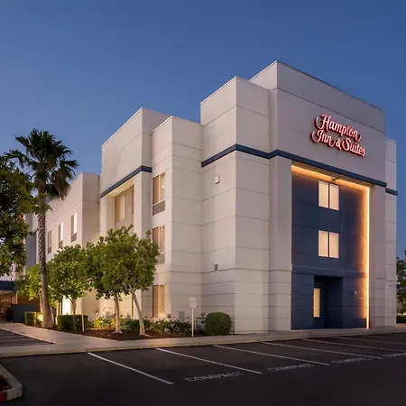 Hampton Inn & Suites Lathrop-2