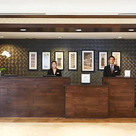Doubletree By Hilton Dallas Market Center-3