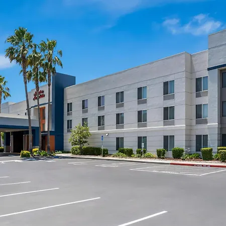 Hampton Inn & Suites Lathrop-3