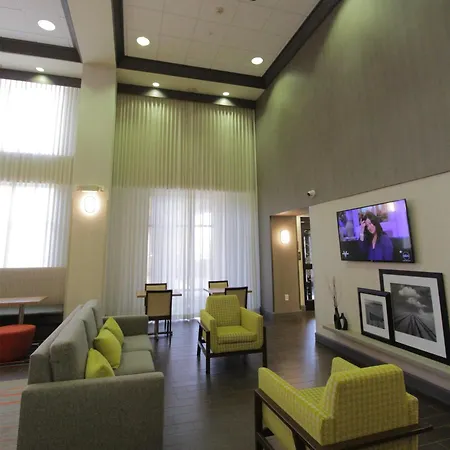 Hampton Inn & Suites Seal Beach-2