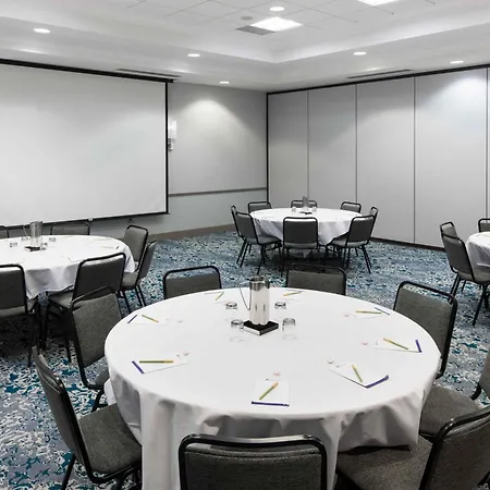 Hilton Garden Inn Detroit/Novi-3