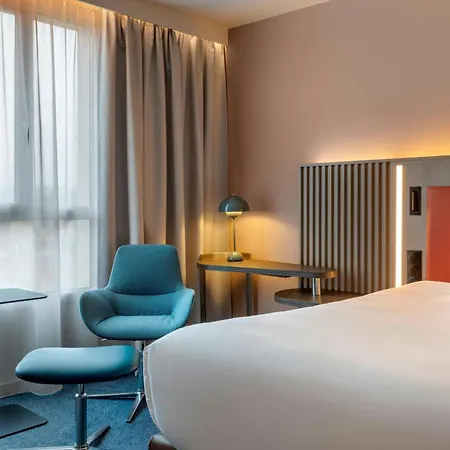 Courtyard By Marriott Paris Saint Denis-3