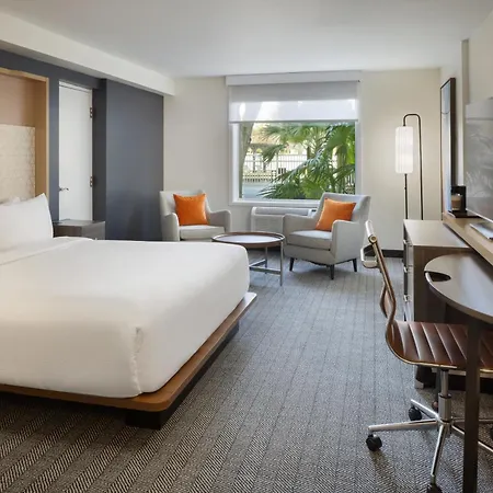 Courtyard By Marriott Across Universal Orlando-3