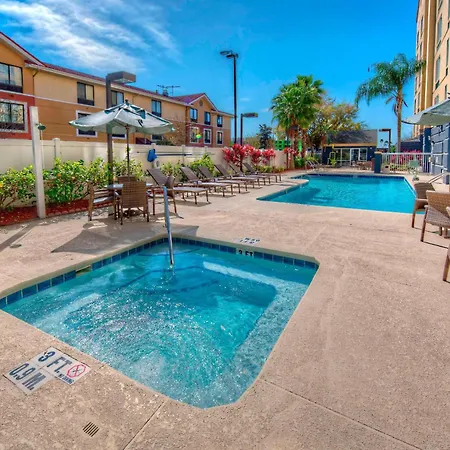 Fairfield Inn And Suites By Marriott Orlando Near Universal Orlando-2