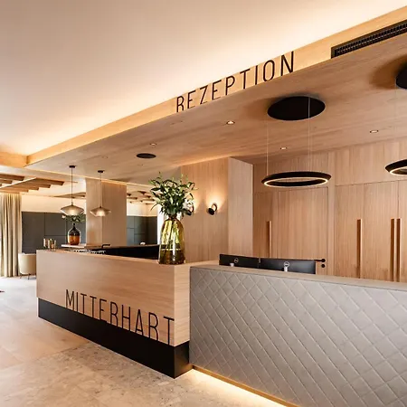 Schlosshotel Mitterhart-3