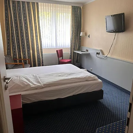 Hotel Seegarten Quickborn-2