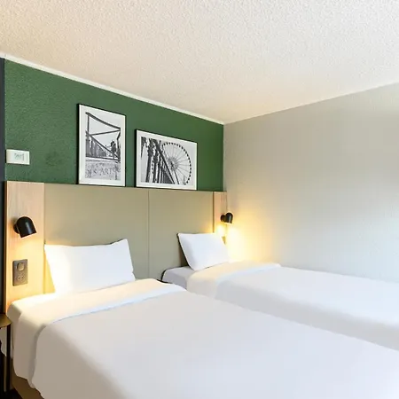 Campanile Prime Marne-La-Vallee - Torcy-2